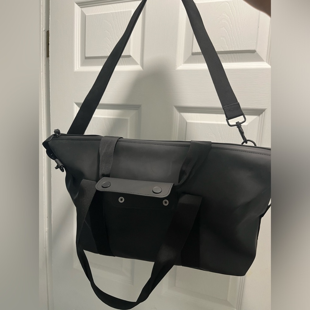 Rains small Hilo overnight bag
